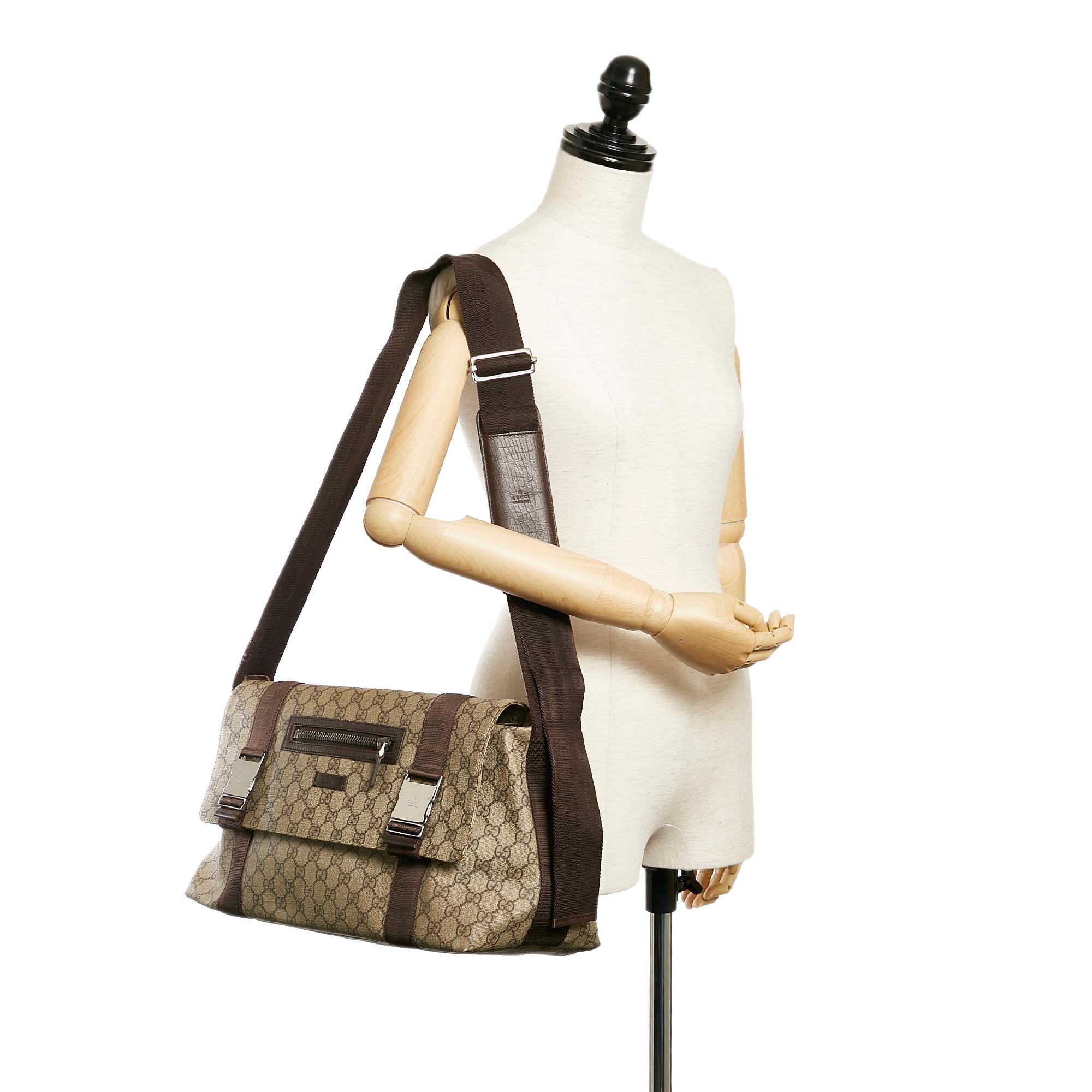 Gucci Gucci Supreme Crossbody Bag (SHG-27645)