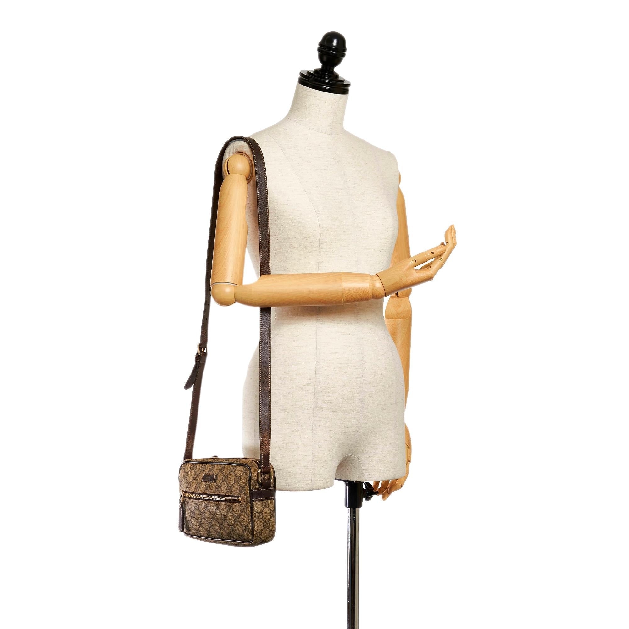Gucci Gucci Supreme Crossbody Bag (SHG-28657)