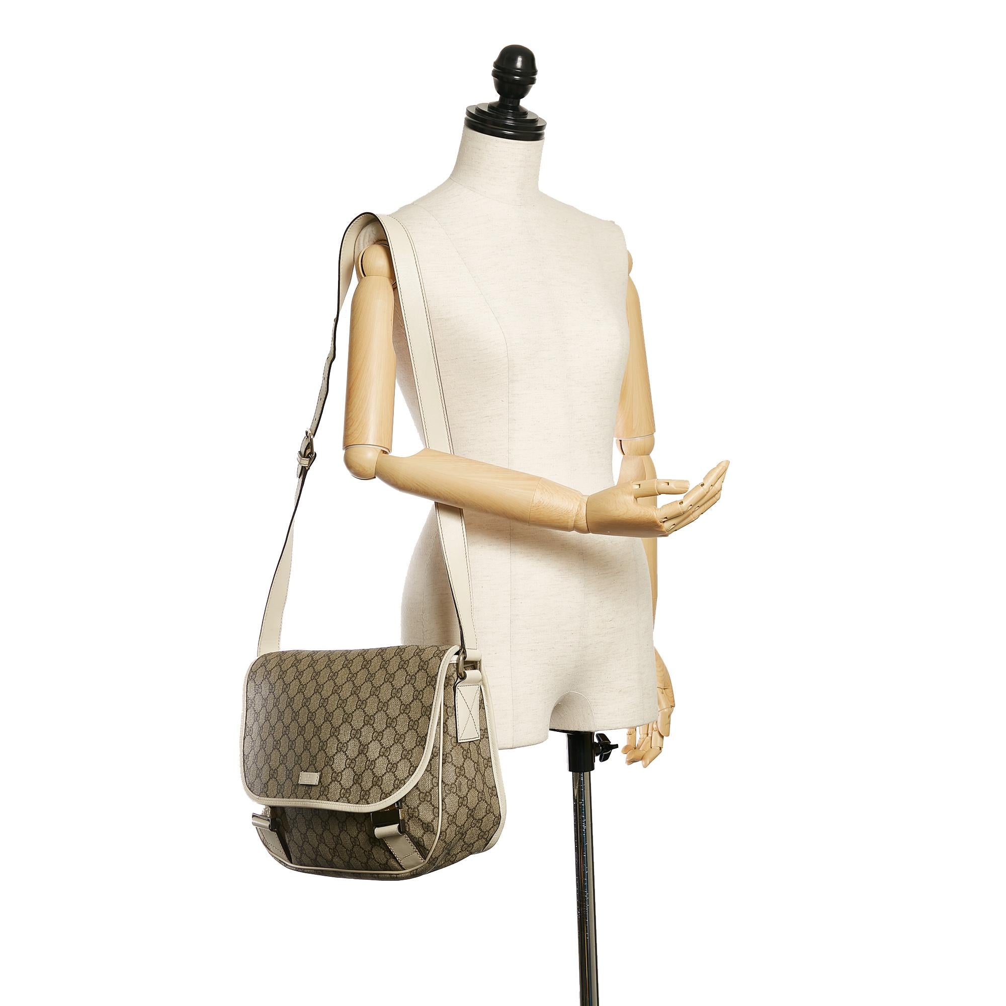 Gucci Gucci Supreme Crossbody Bag (SHG-29148)