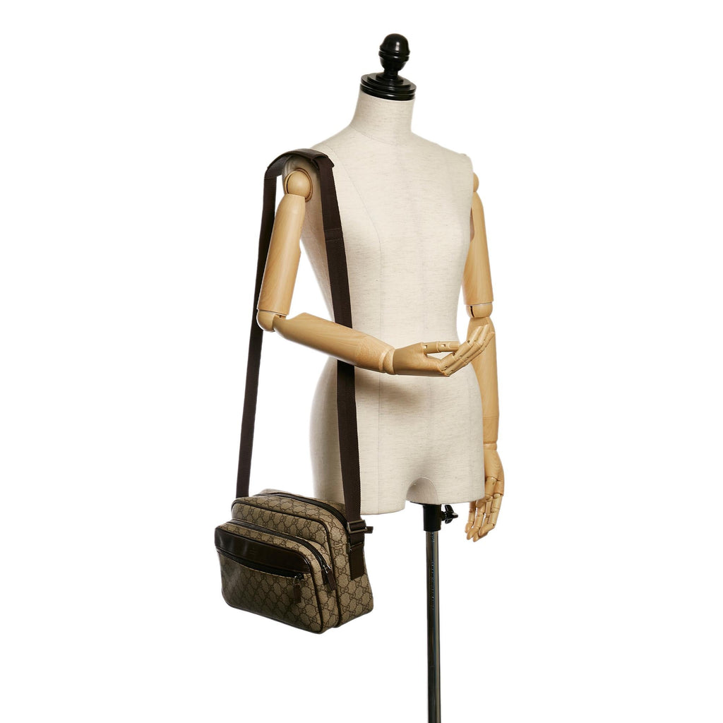 Gucci Gucci Supreme Crossbody Bag (SHG-30652)