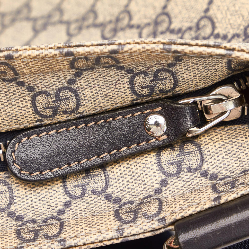 Gucci Gucci Supreme Crossbody Bag (SHG-32993)