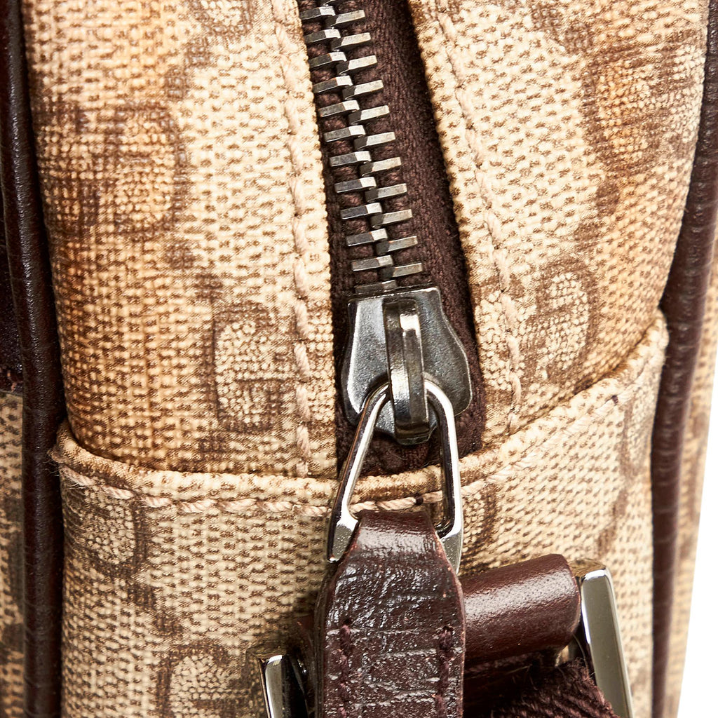 Gucci Gucci Supreme Crossbody Bag (SHG-33599)