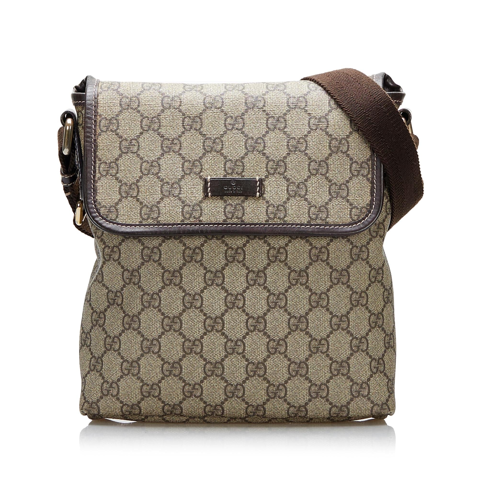 Gucci GG Supreme Crossbody Bag (SHG-claZTP)