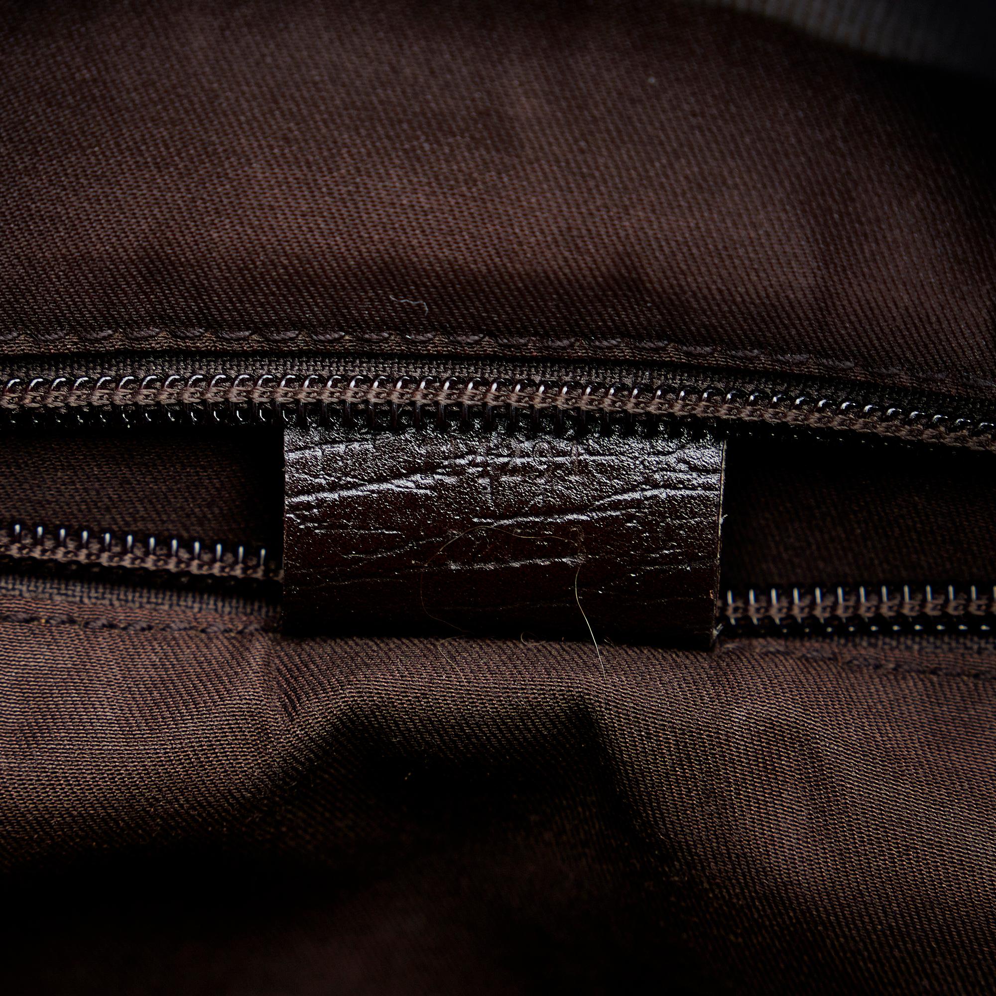 Gucci GG Supreme Crossbody Bag (SHG-3GKWd6)