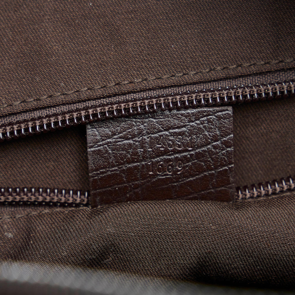 Gucci GG Supreme Crossbody Bag (SHG-c3Wr8A)