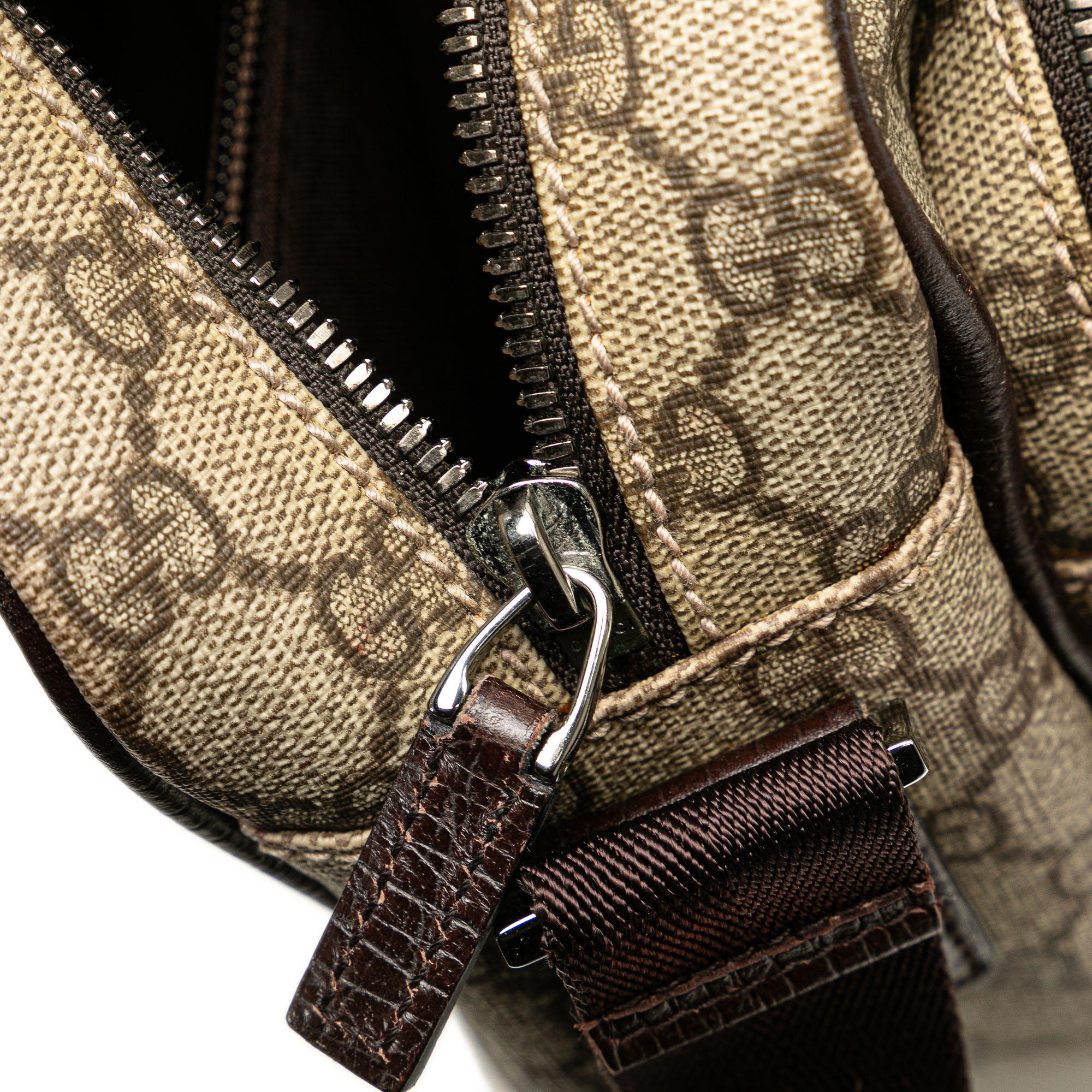 Gucci GG Supreme Crossbody Bag (SHG-liEgwg)