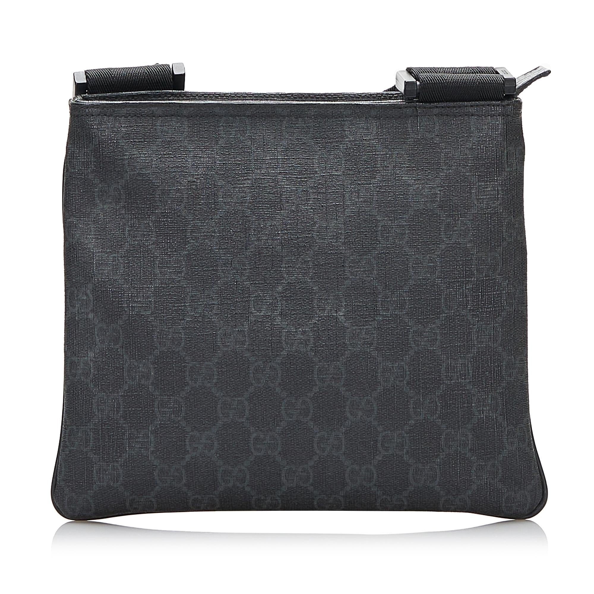 Gucci GG Supreme Crossbody (SHG-wSC046)