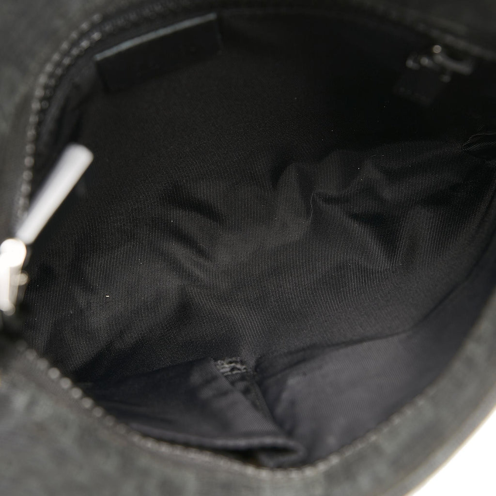 Gucci GG Supreme Crossbody (SHG-wSC046)