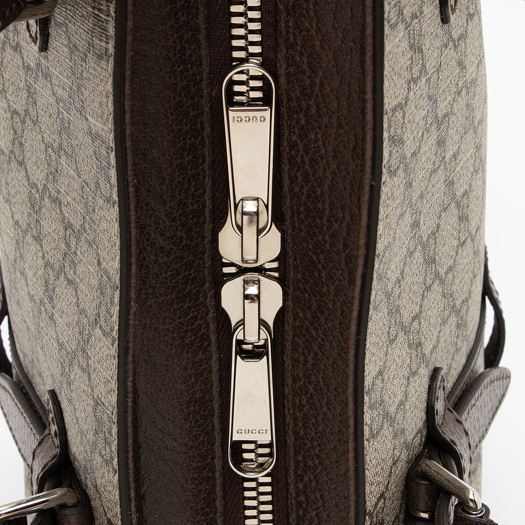 Gucci GG Supreme Buckle Small Tote (SHF-2EWGYl)