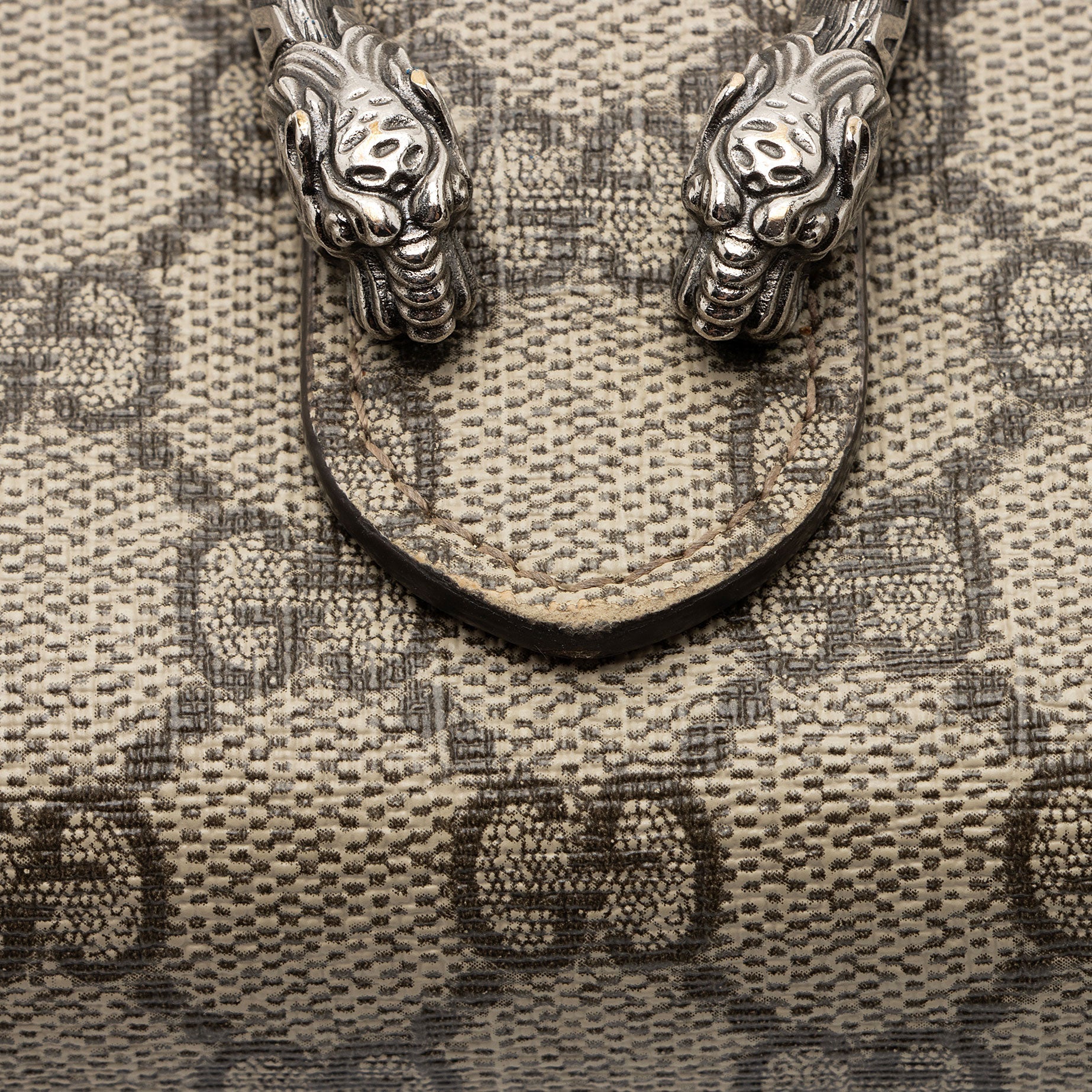 Gucci GG Supreme Dionysus Chain Wallet (SHF-DKjzyf)