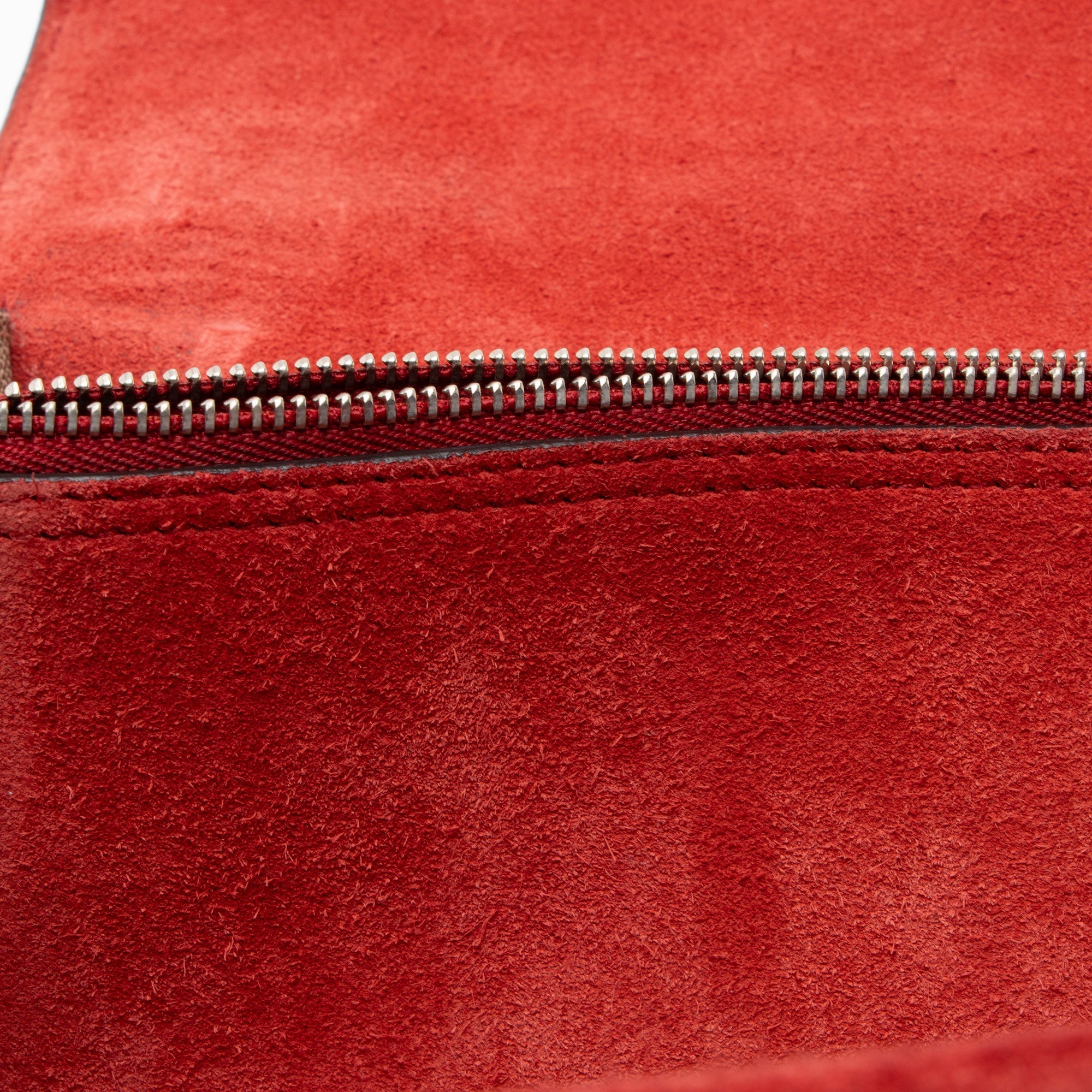 Gucci GG Supreme Dionysus Medium Shoulder Bag
