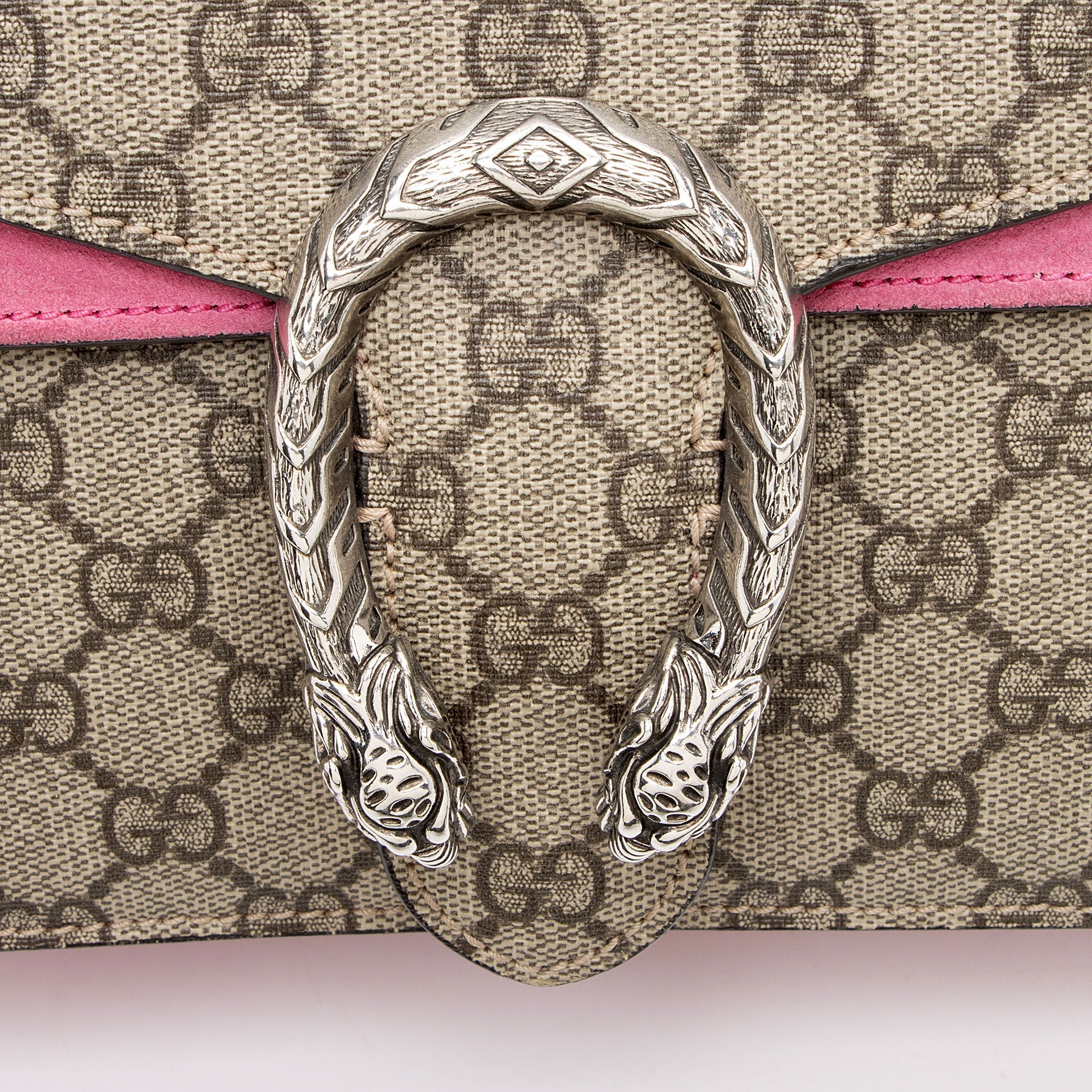 Gucci GG Supreme Dionysus Medium Shoulder Bag