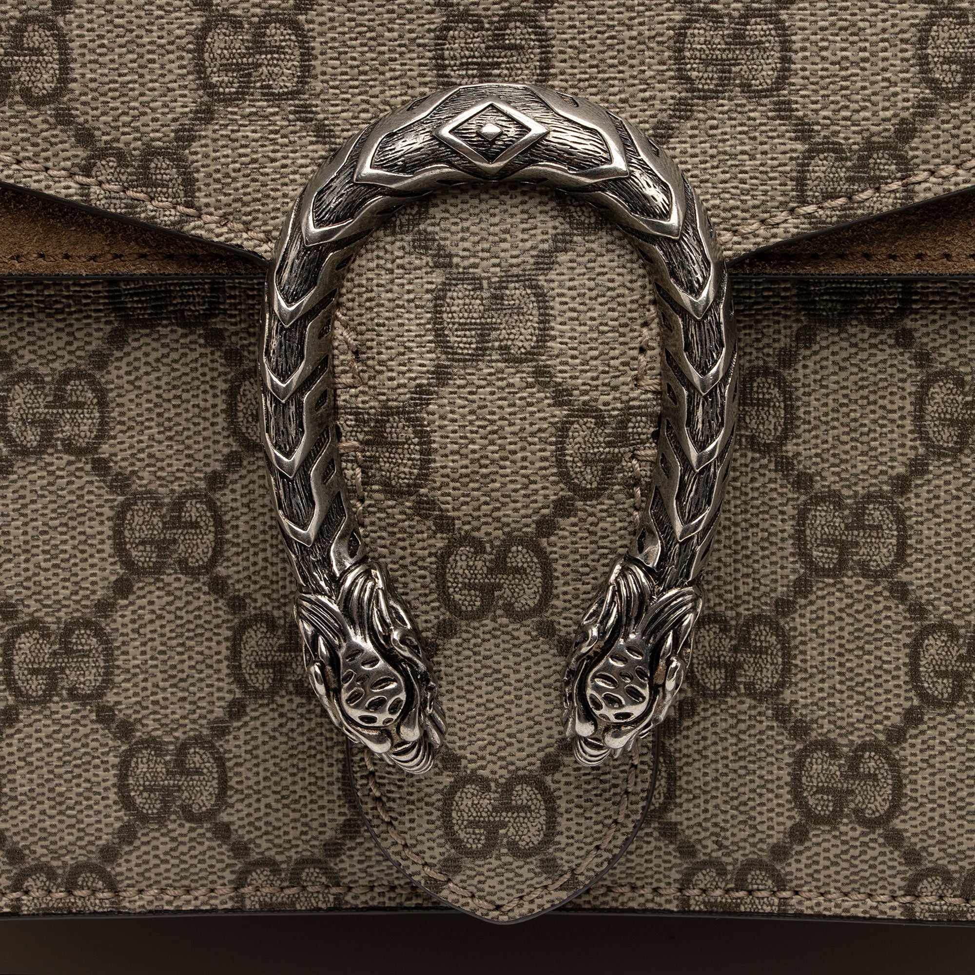 Gucci GG Supreme Dionysus Small Shoulder Bag (SHF-CAAf7C)