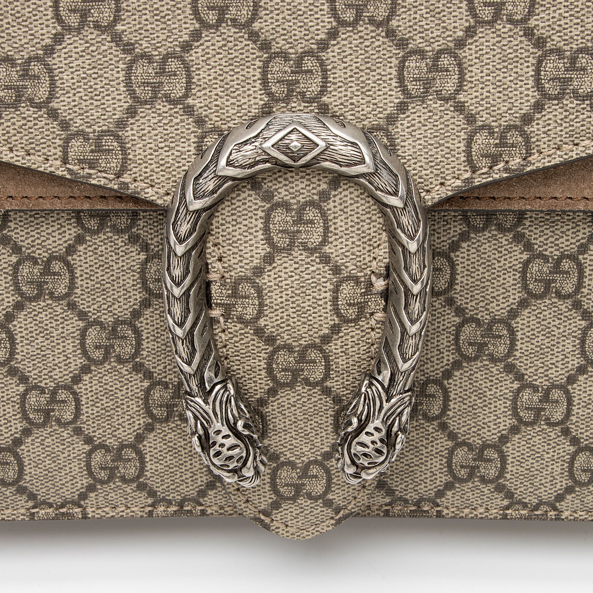 Gucci GG Supreme Dionysus Medium Shoulder Bag