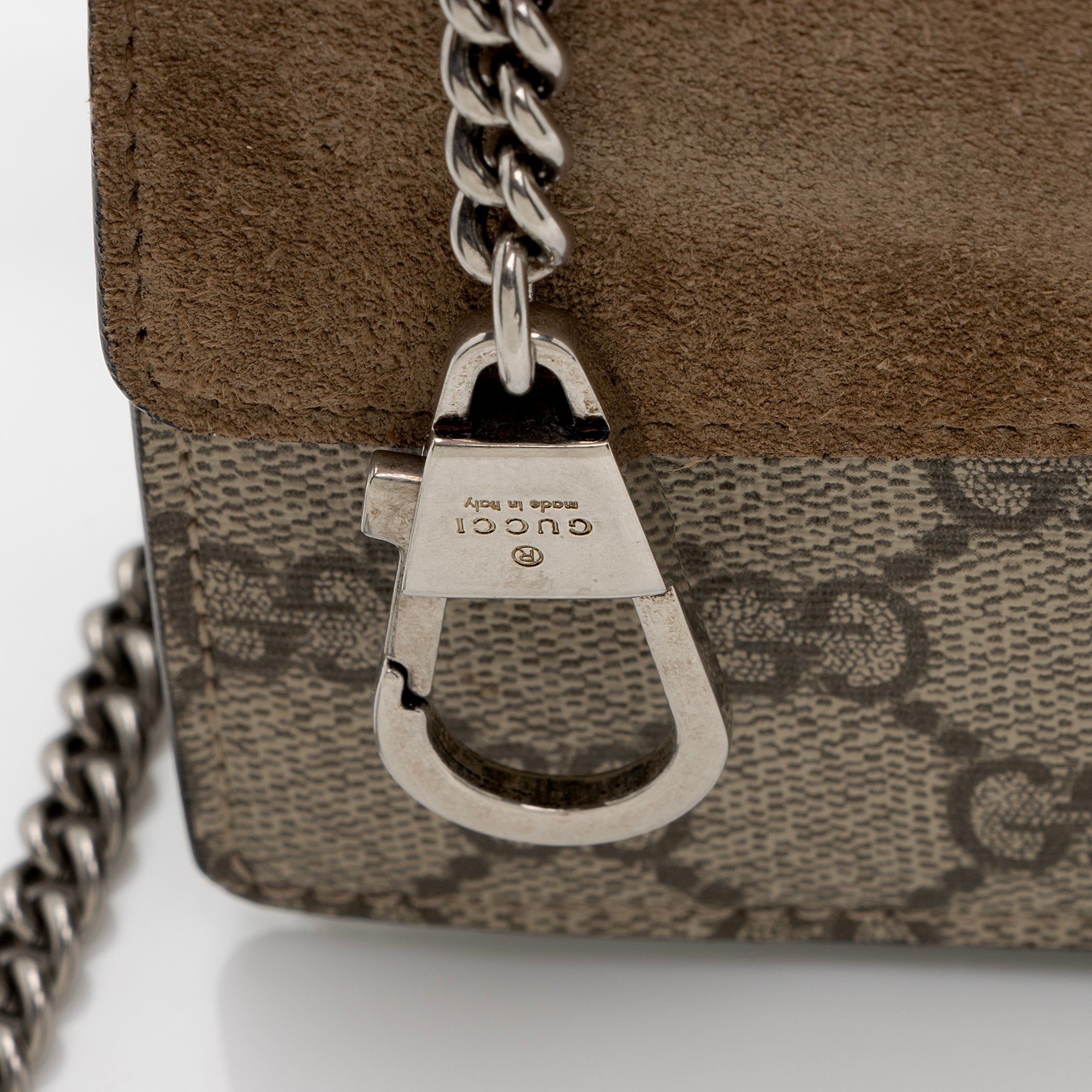 Gucci GG Supreme Dionysus Super Mini Bag (SHF-iSLHuH)