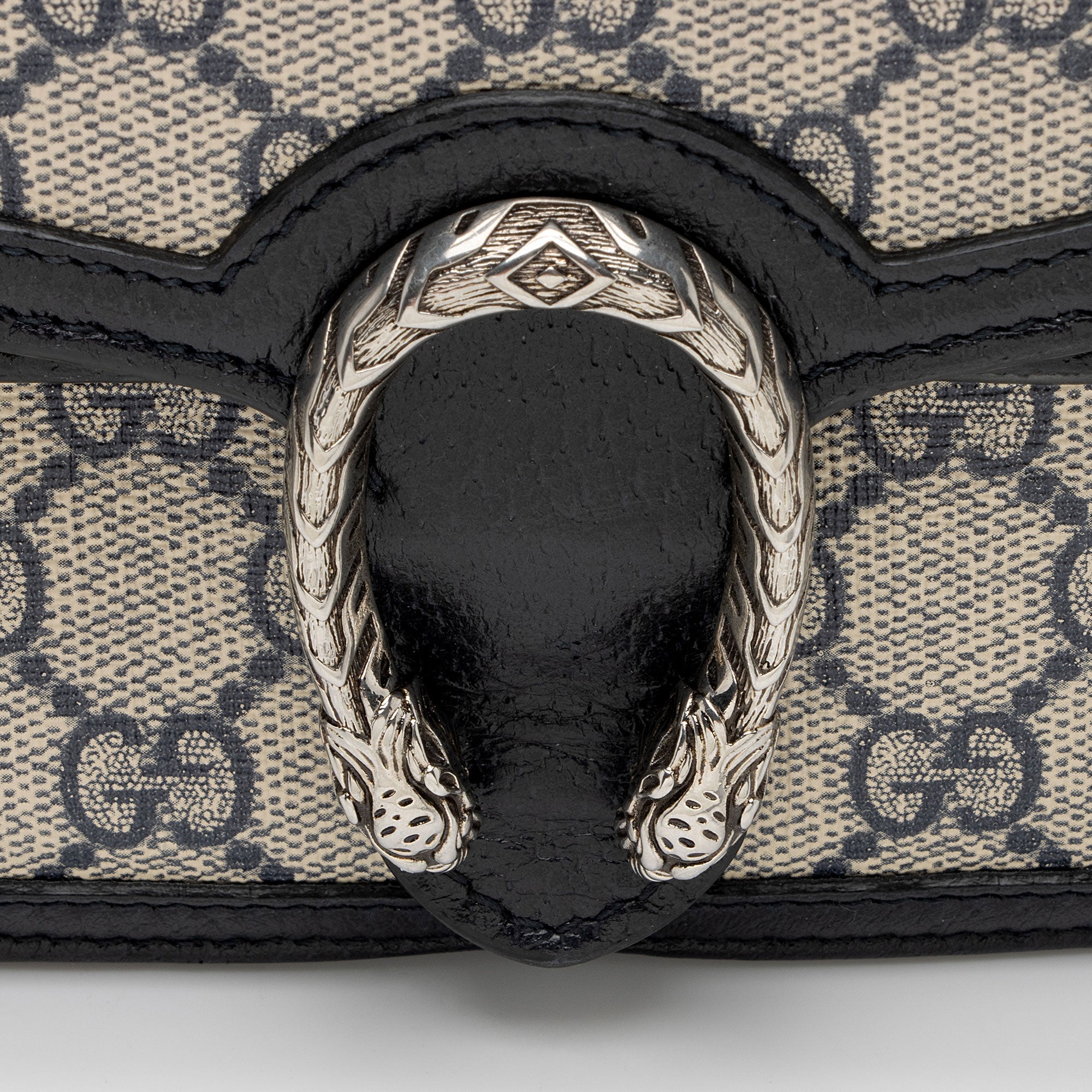 Gucci GG Supreme Dionysus Super Mini Bag