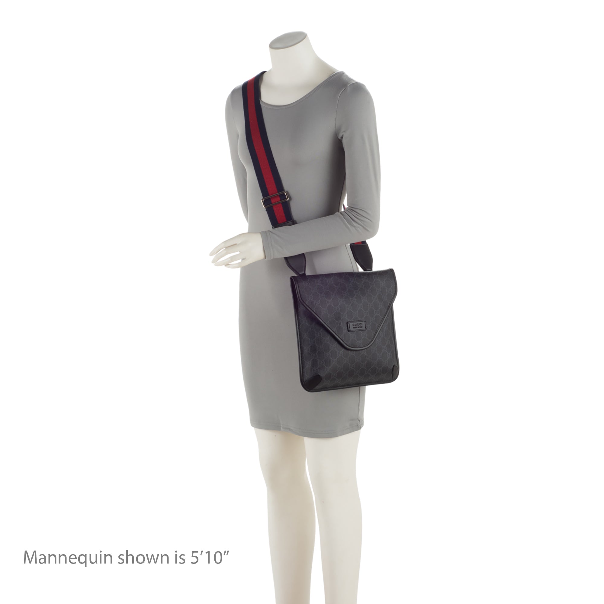 Gucci GG Supreme Envelope Medium Messenger Bag (SHF-wZrT5w)