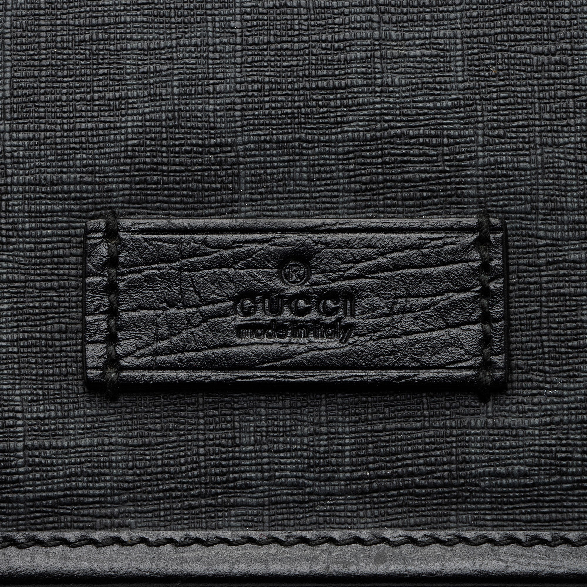 Gucci GG Supreme Flap Medium Messenger (SHF-IA2QeH)