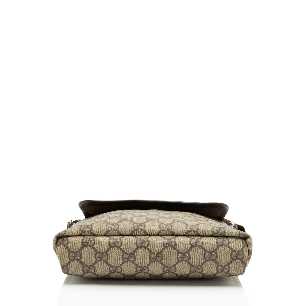 Gucci GG Supreme Flap Small MessLBger