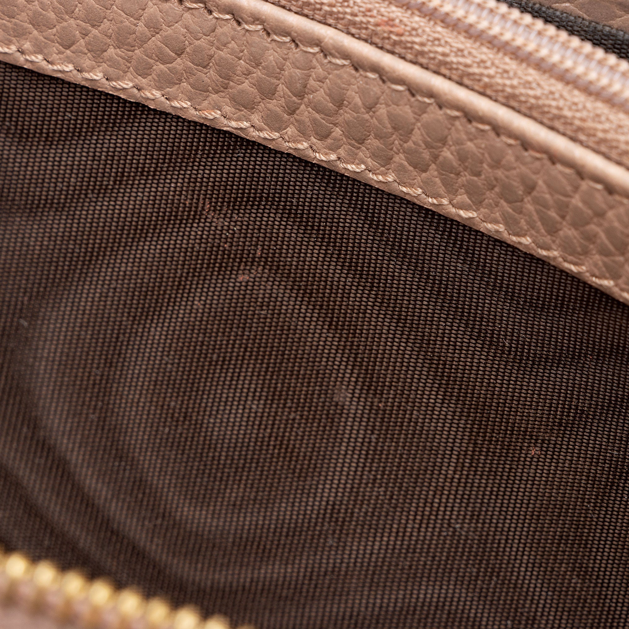 Gucci GG Supreme GG Marmont Zip Around Wallet