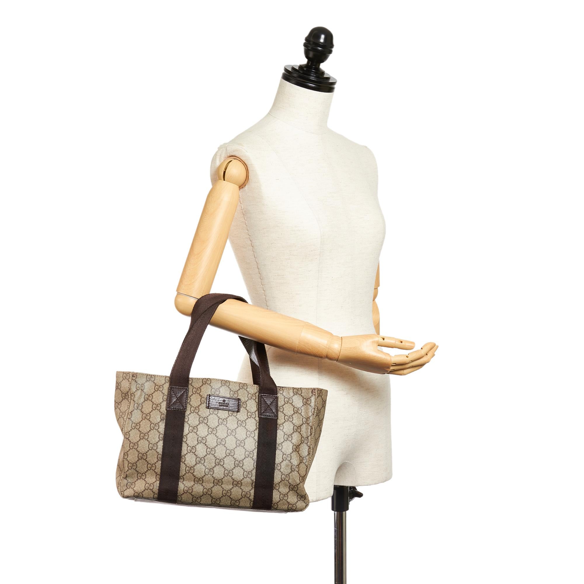 Gucci Gucci Supreme Handbag (SHG-27435)