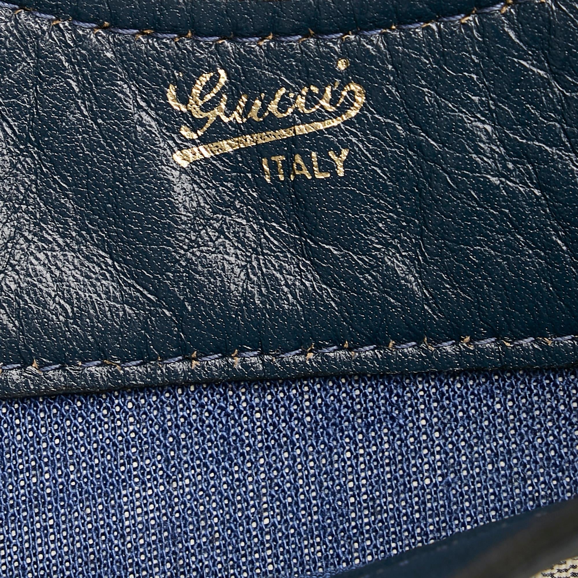 Gucci GG Supreme Handbag (SHG-jOhNEg)