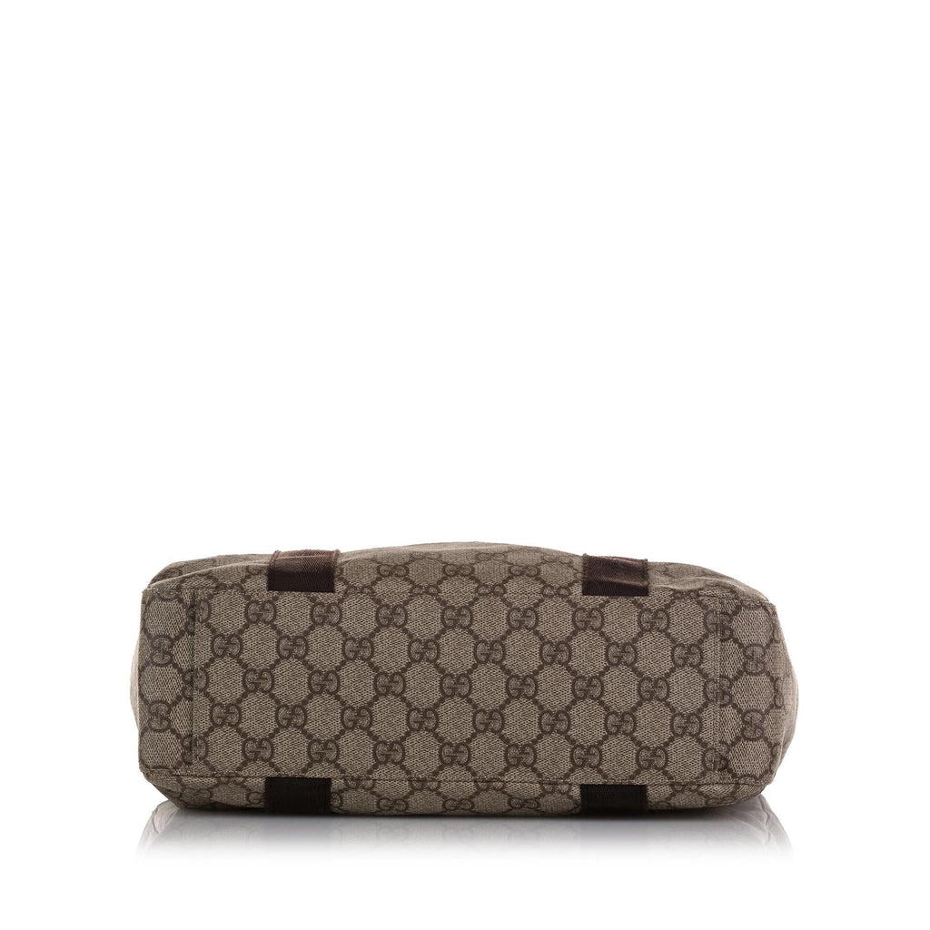 Gucci GG Supreme Handbag (SHG-a8AFcF)