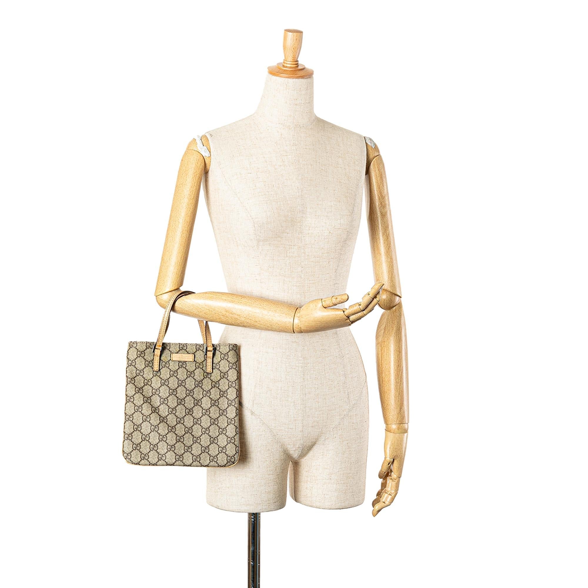 Gucci GG Supreme Handbag
