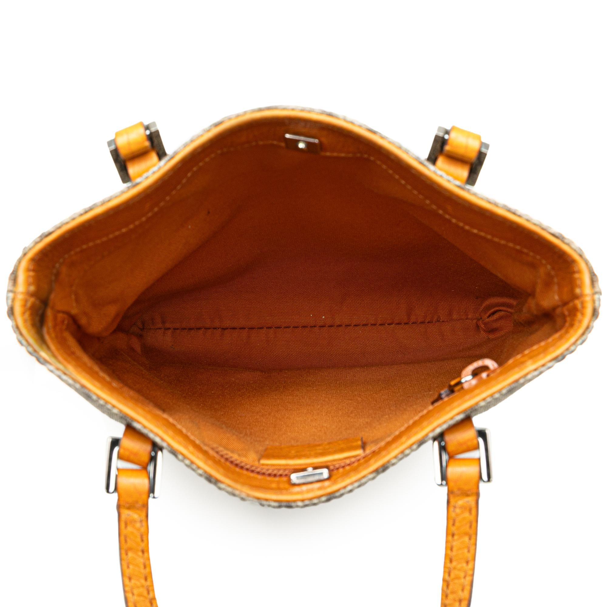 Gucci GG Supreme Handbag