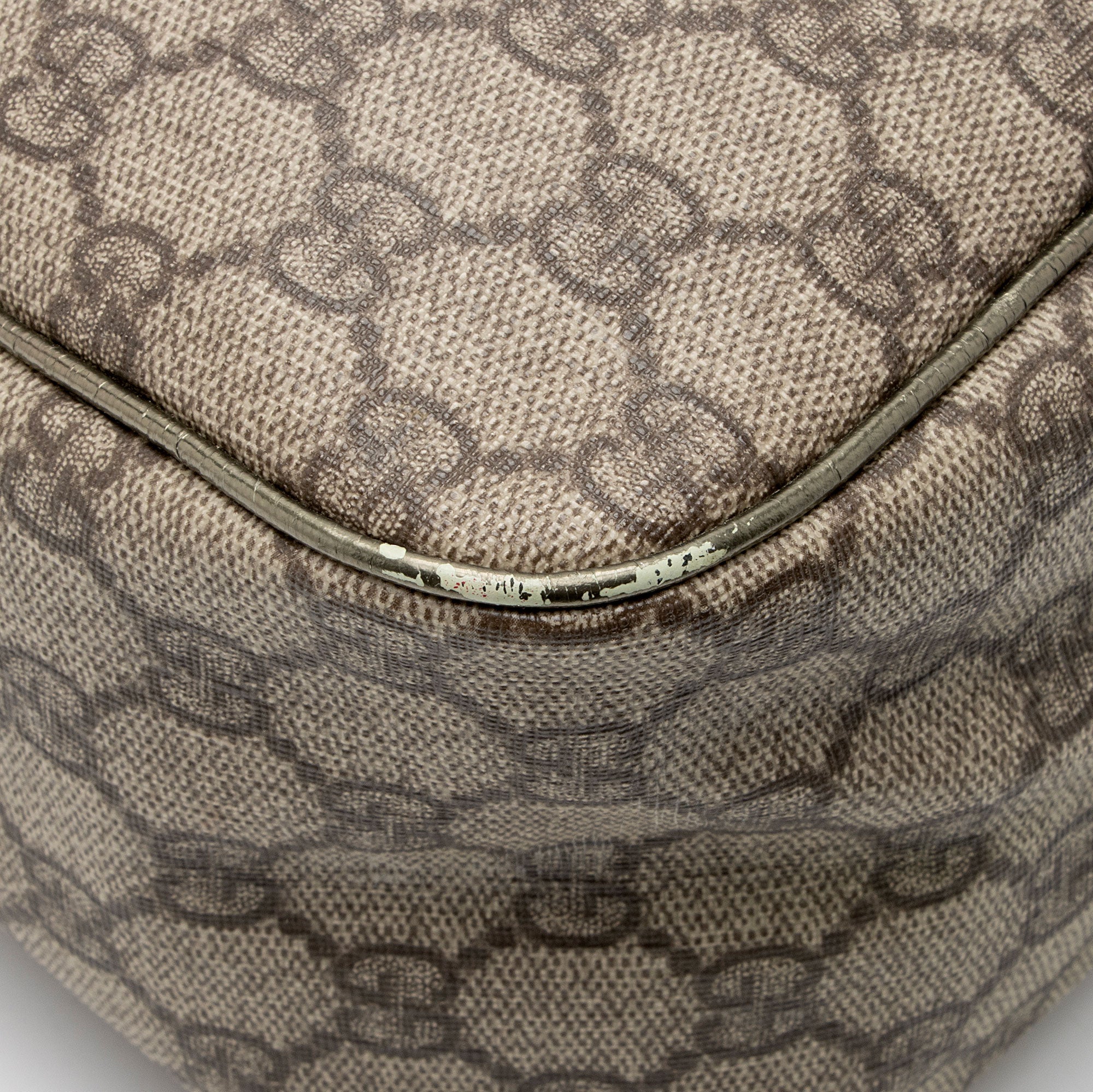 Gucci GG Supreme Pocket Hobo (SHF-hYDufh)