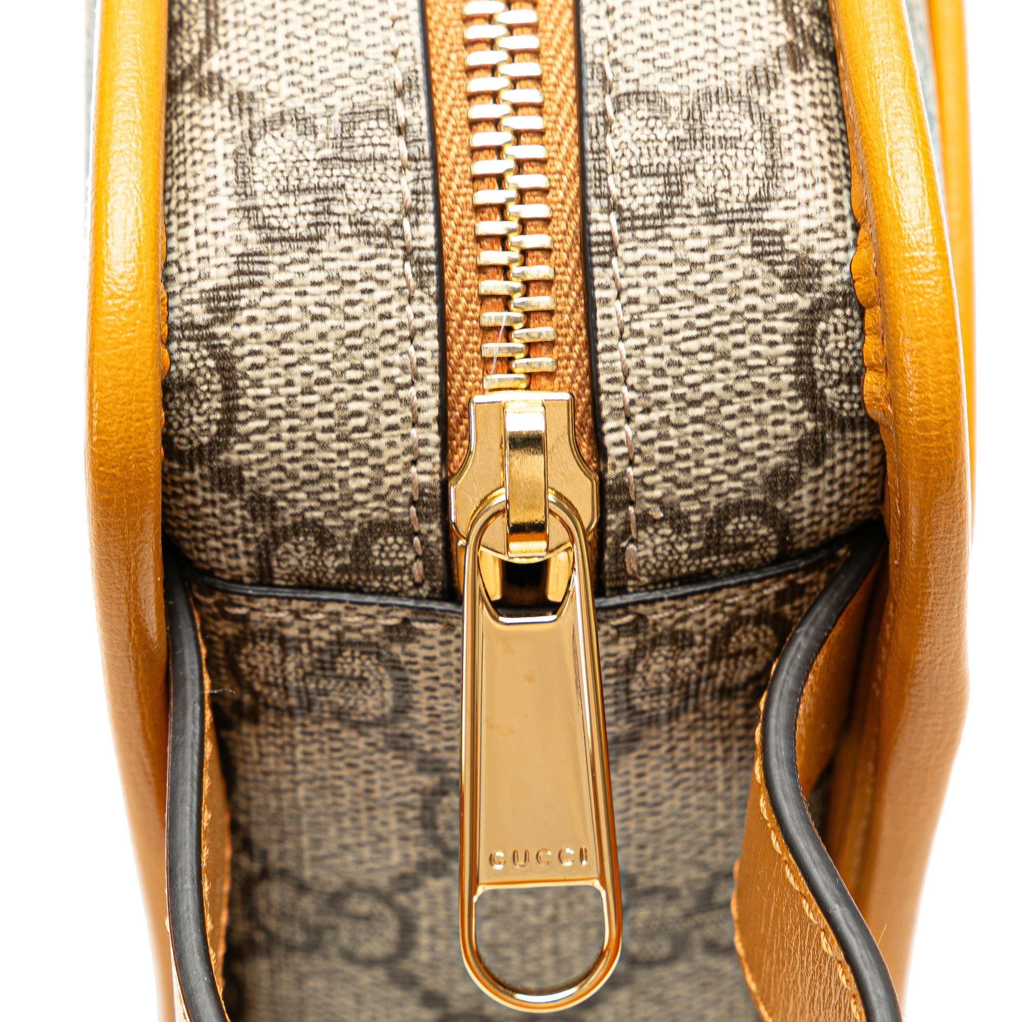 Gucci GG Supreme Interlocking G Clutch (SHG-DNq9Ai)