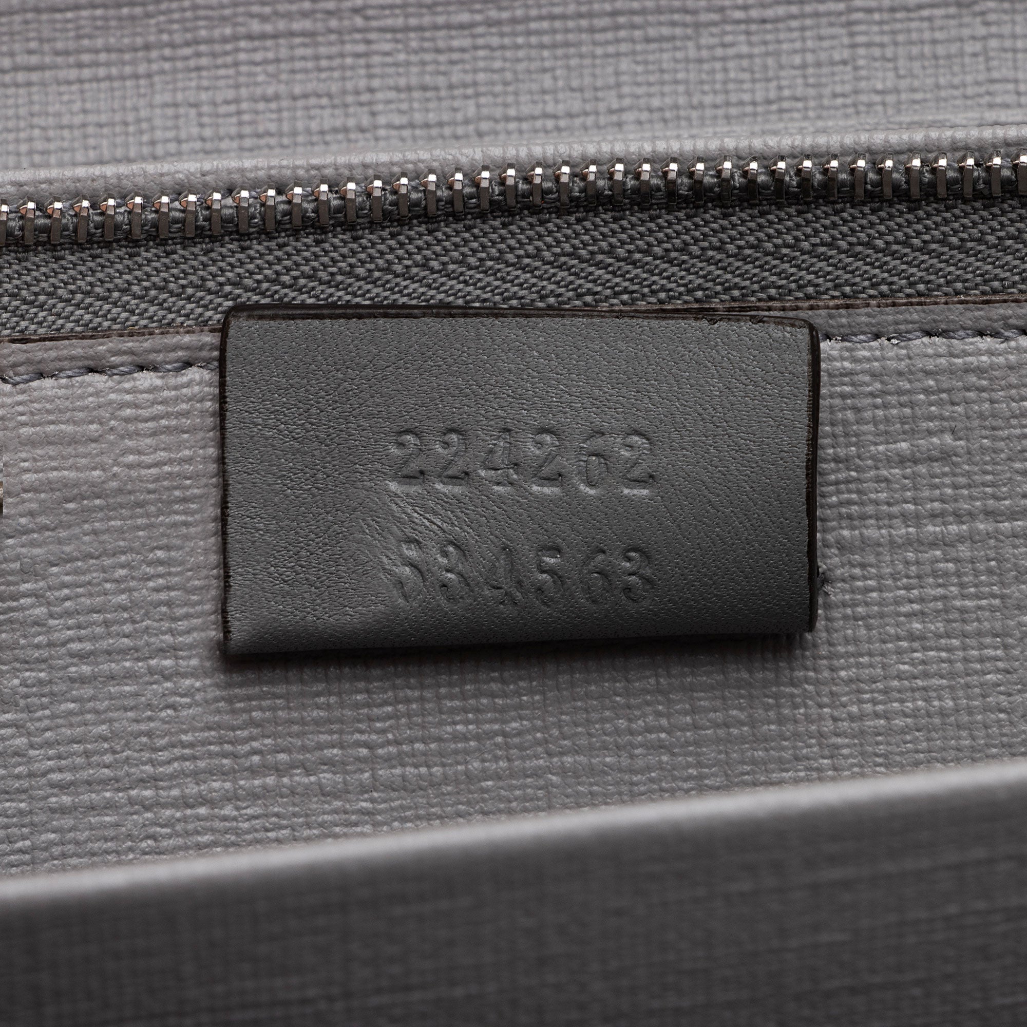 Gucci GG Supreme Interlocking G Wallet on Chain Bag (SHF-lSPCY3)