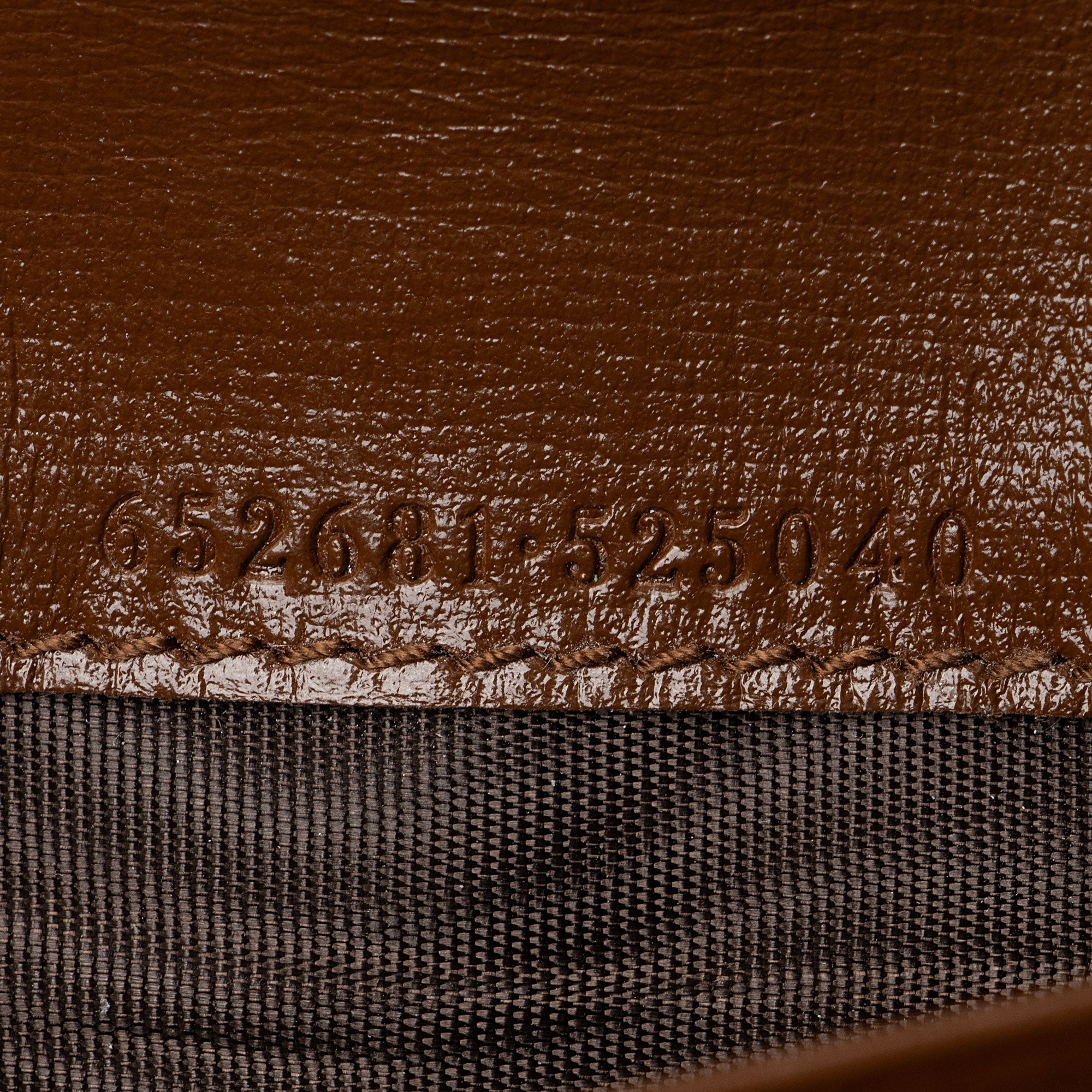 Gucci GG Supreme Jackie 1961 Chain Wallet (SHF-X2fzmk)