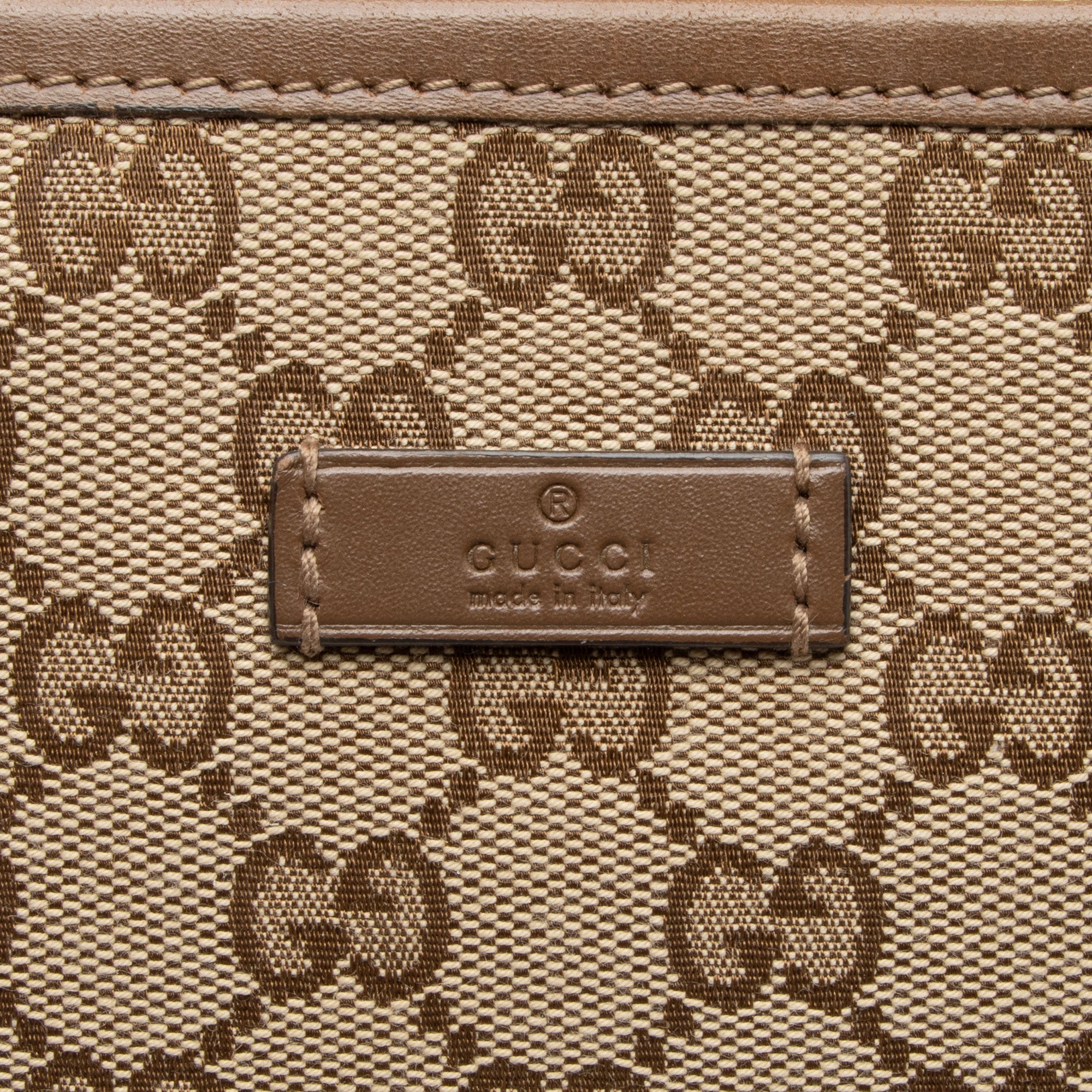 Gucci GG Supreme Front Pocket Medium Tote (SHF-UIiEXW)