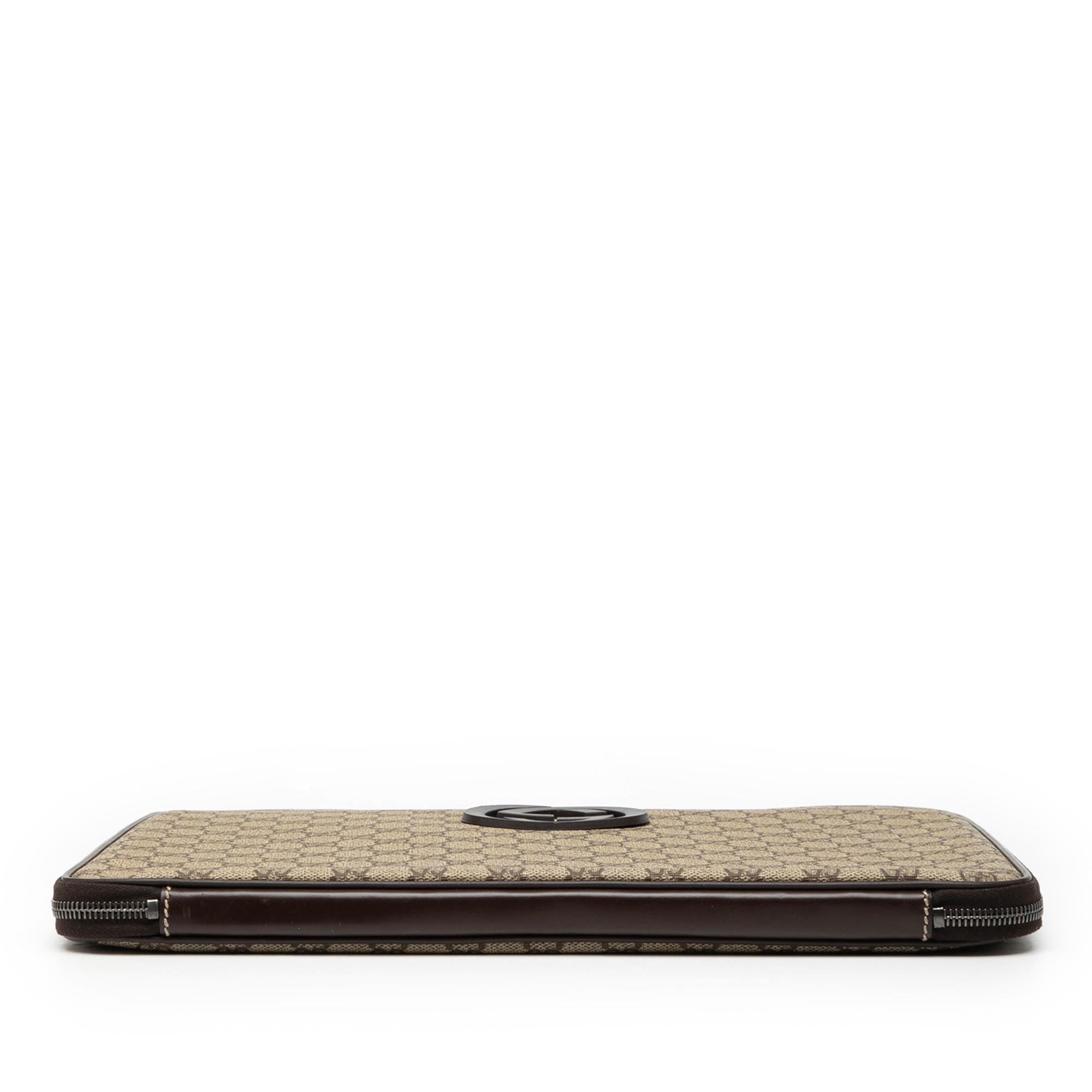 Gucci GG Supreme Laptop Case