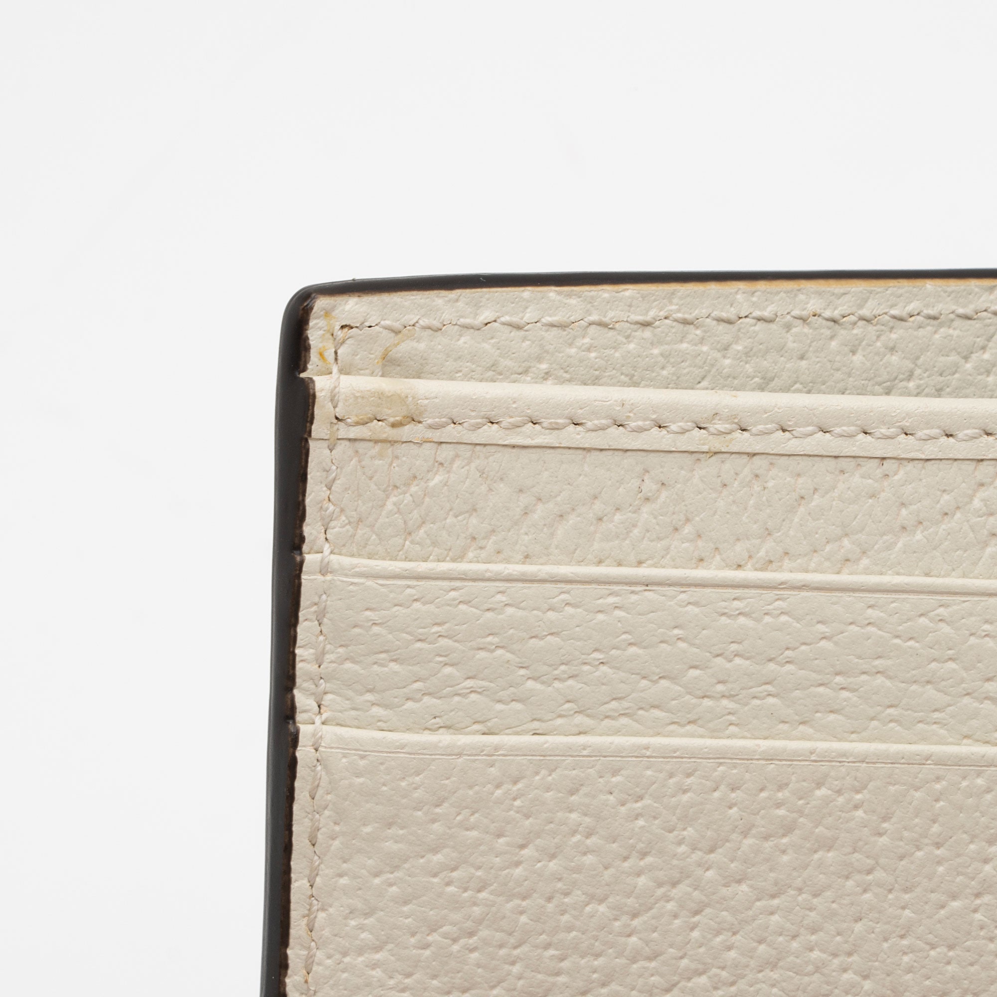 Gucci GG Supreme Leather Bee Star Padlock Compact Wallet (SHF-ZjgWCN)