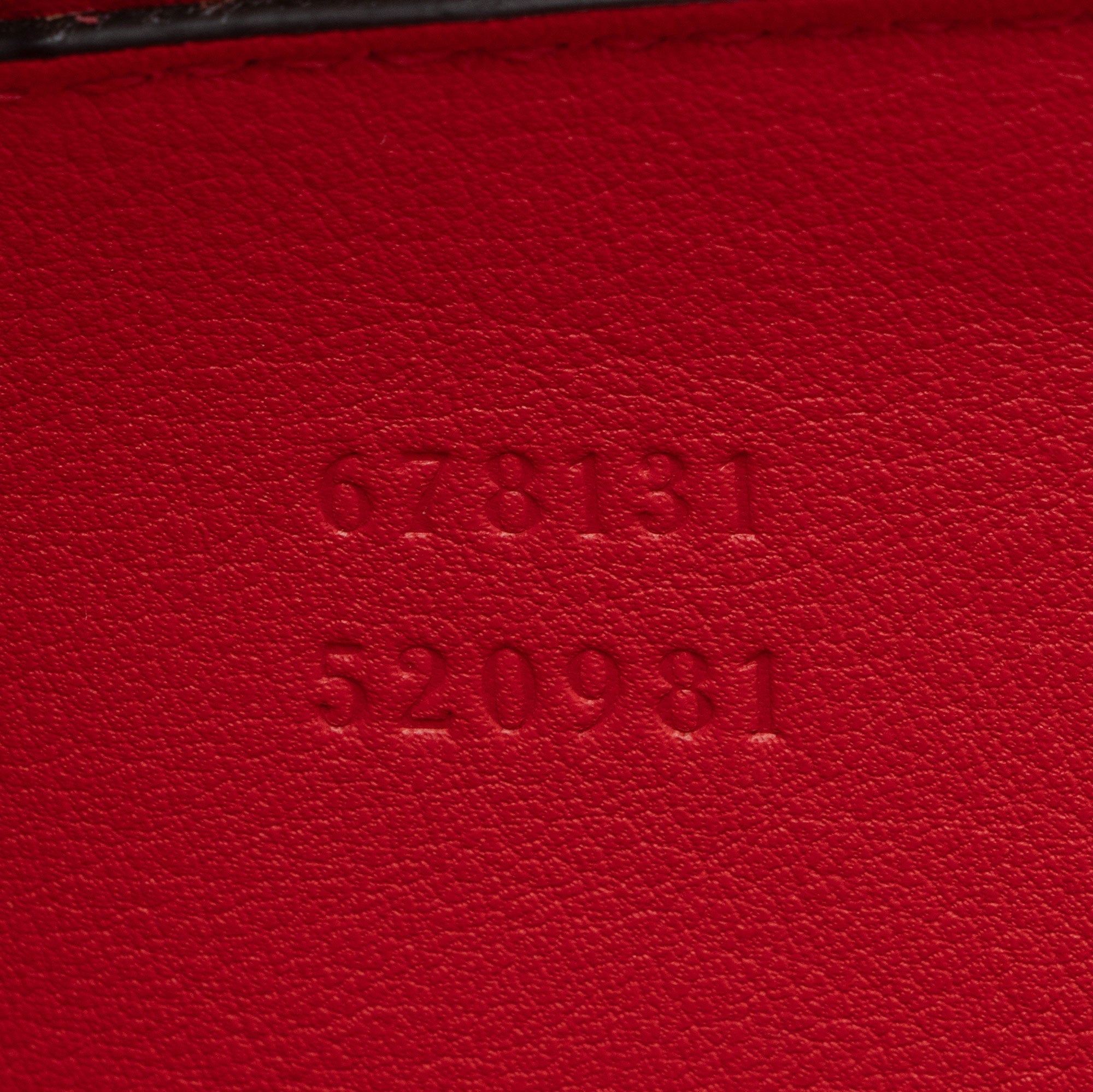 Gucci GG Supreme Love Heart Valentines Mini Crossbody (SHF-vvjySZ)