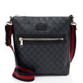 Gucci GG Supreme Medium MessLBger