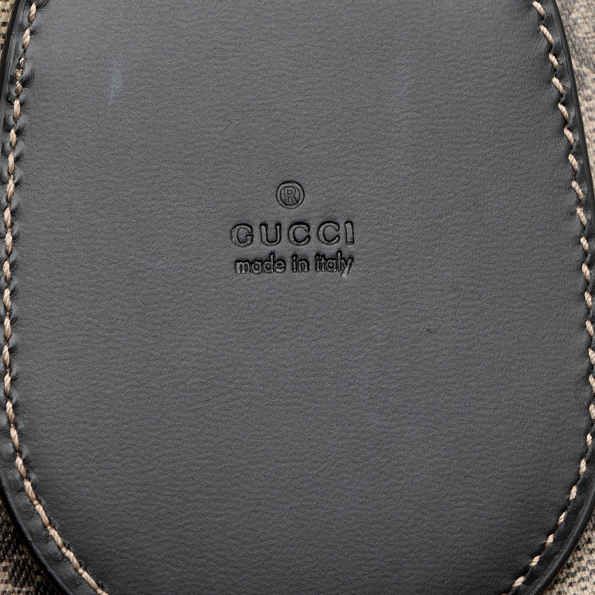 Gucci GG Supreme Medium Reversible Tote (SHF-qx6Yn5)