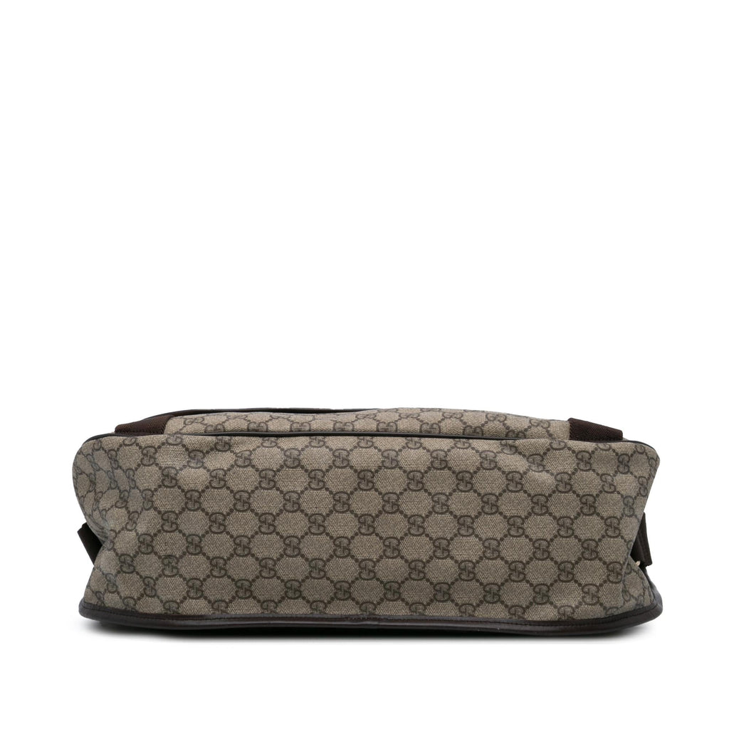 Gucci GG Supreme MessLBger Bag