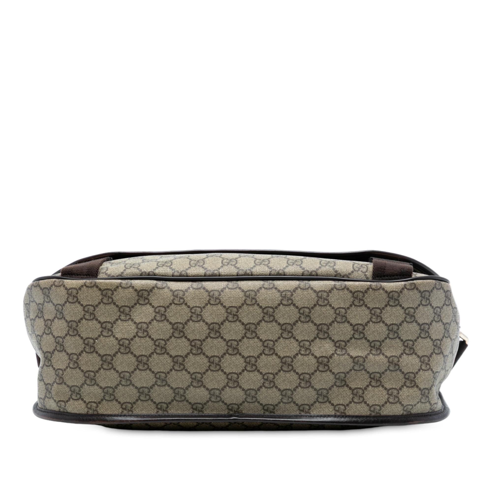 Gucci GG Supreme MessLBger Bag