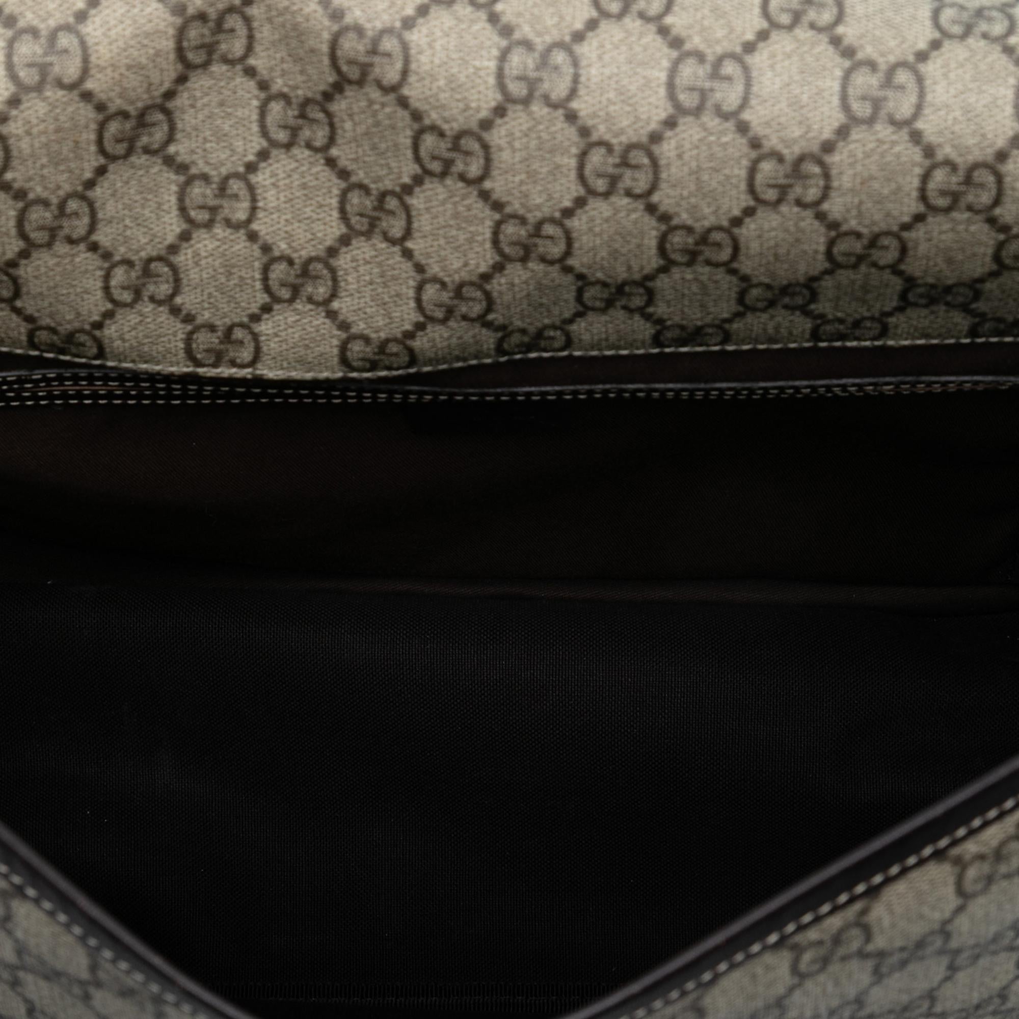 Gucci GG Supreme MessLBger Bag