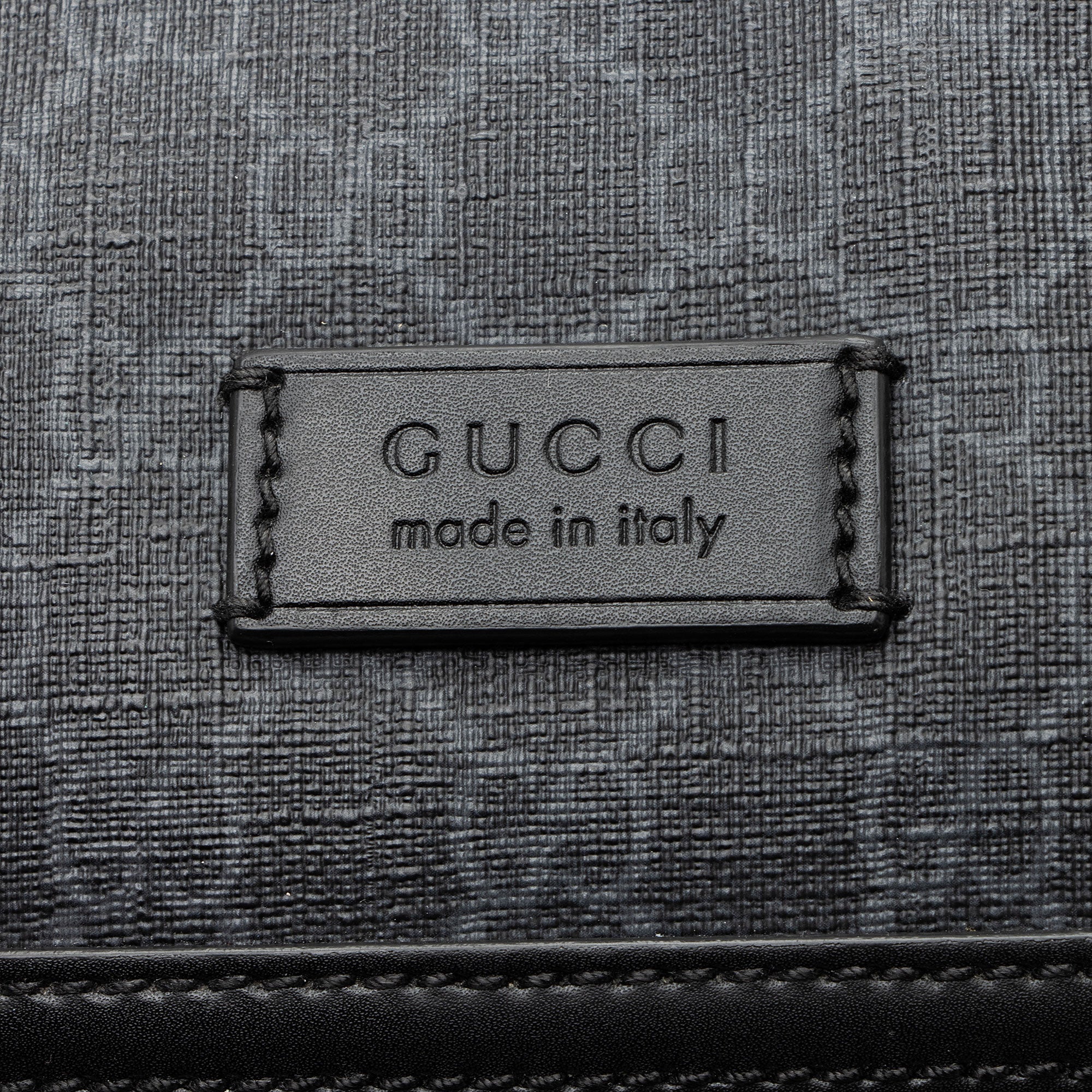 Gucci GG Supreme MessLBger
