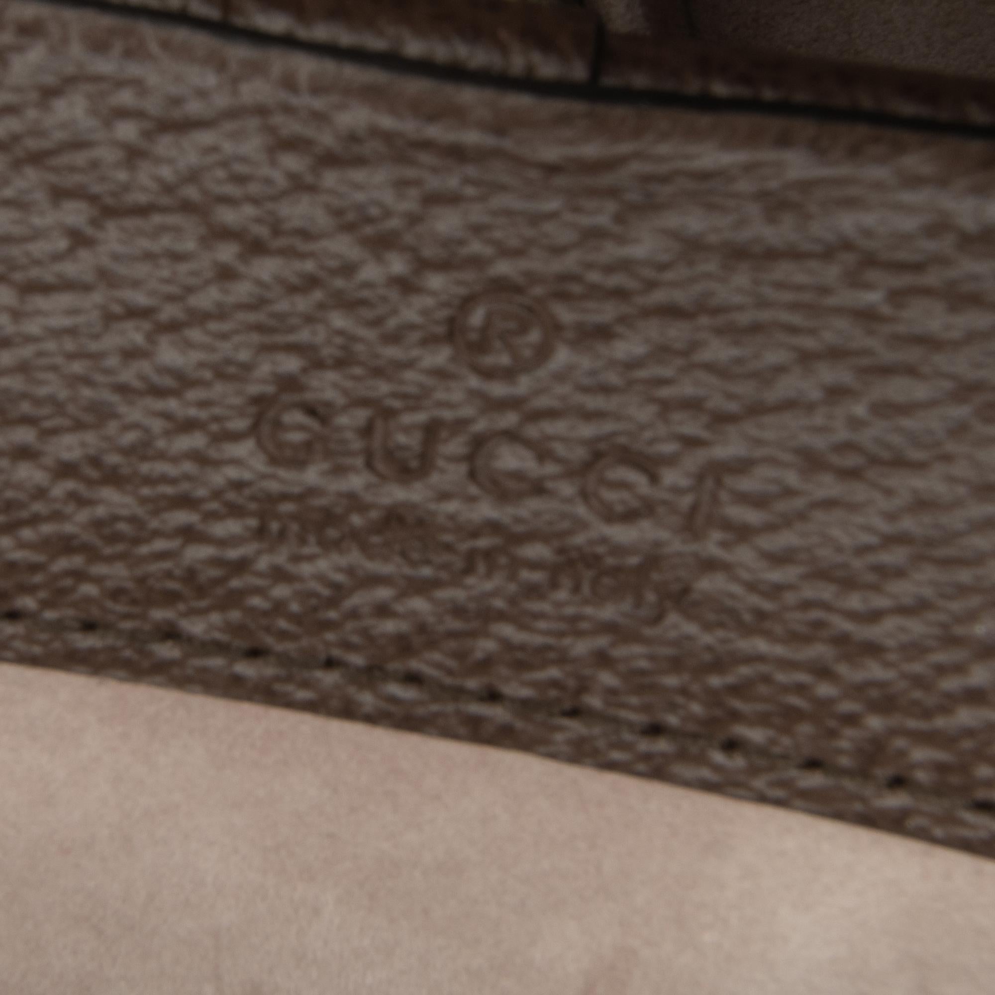 Gucci GG Supreme Mini Hat Case Satchel (SHG-3ngRUE)