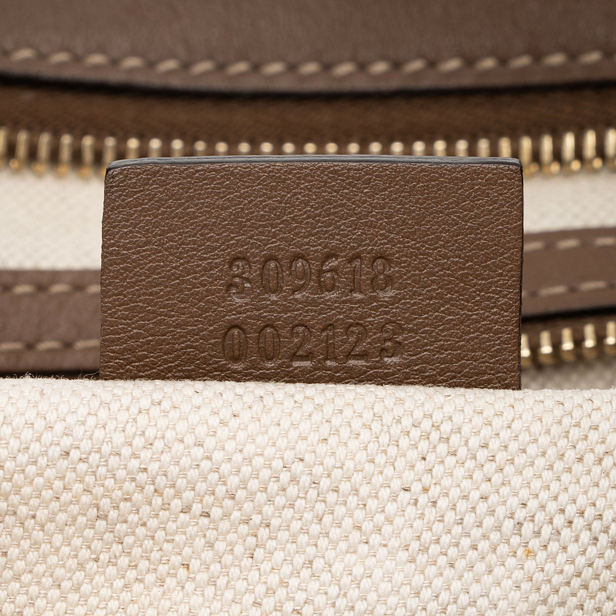 Gucci GG Supreme Nice Hobo (SHF-O8S24J)