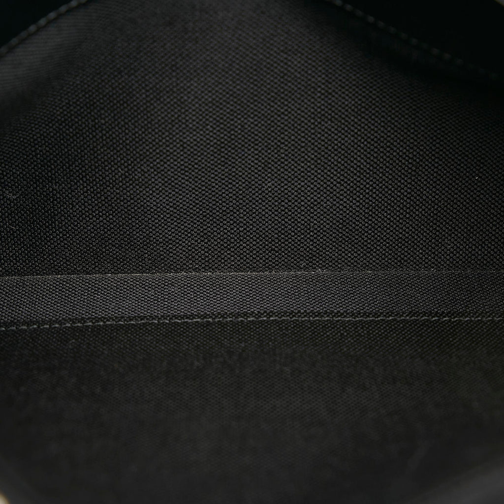 Gucci GG Supreme Night Courrier Clutch (SHG-tSxlo1)