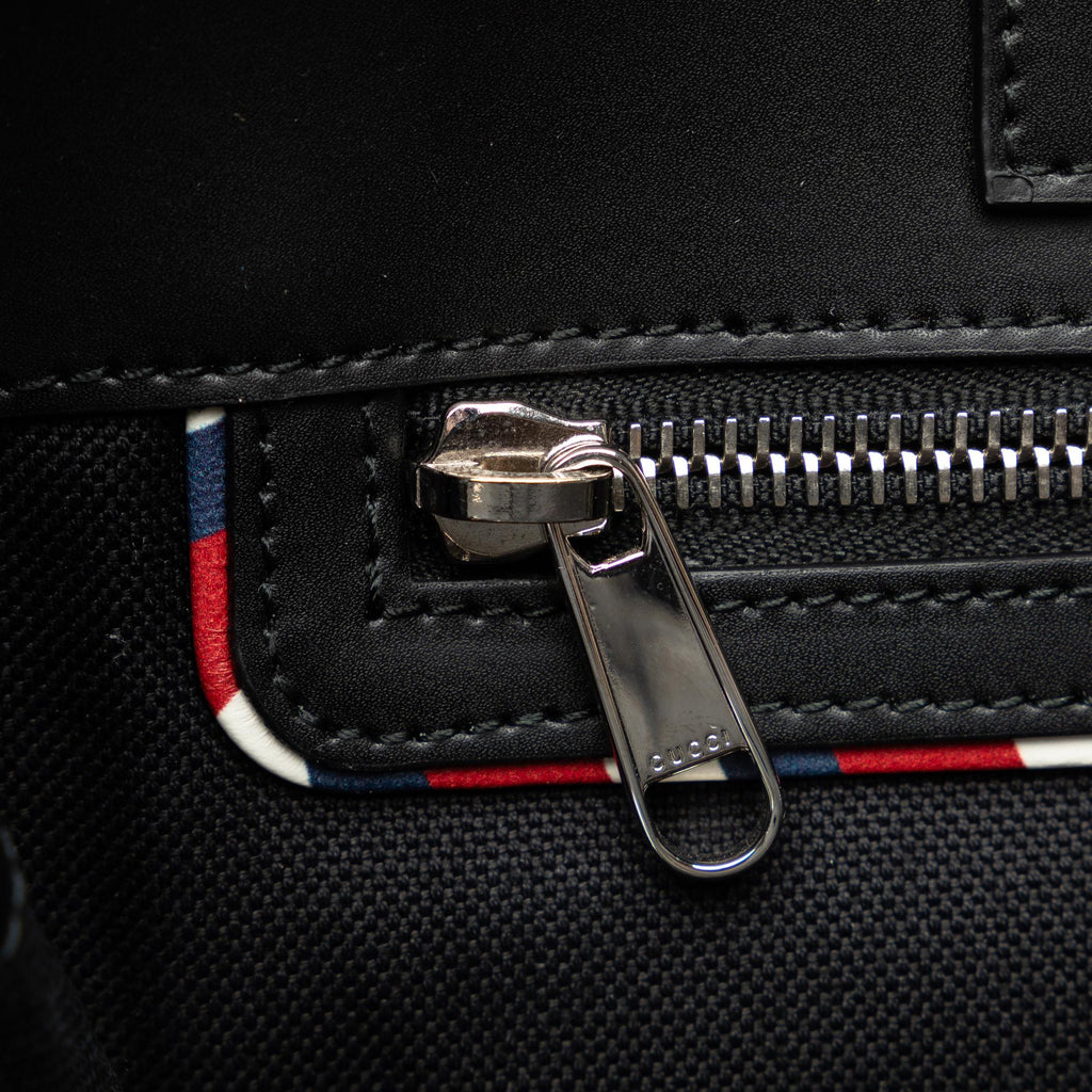 Gucci GG Supreme Night Courrier Vertical Satchel (SHG-7qGyMI)