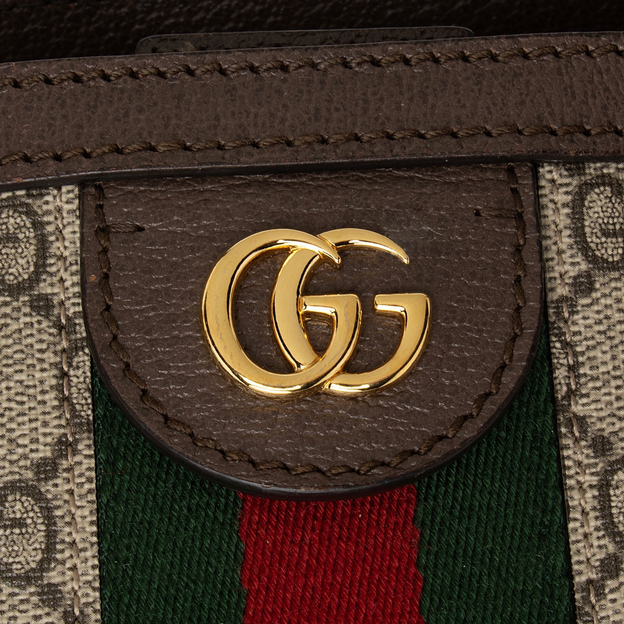 Gucci GG Supreme Ophidia Medium Shopping Tote (SHF-YyxVQ9)