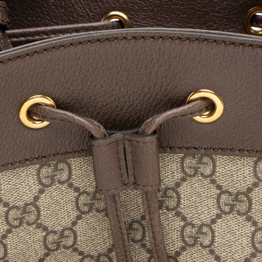 Gucci GG Supreme Ophidia Small Bucket Bag (SHF-3tXUhd)