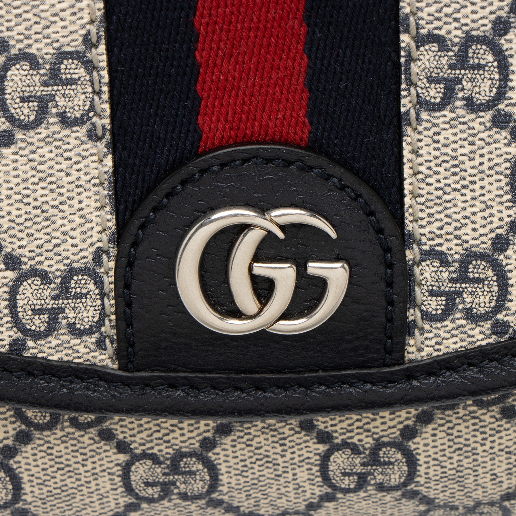 Gucci GG Supreme Ophidia Studded Web Flap Small Messenger (SHF-ken4qy)
